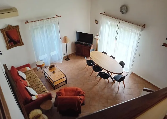 La Farigoulo Villa *